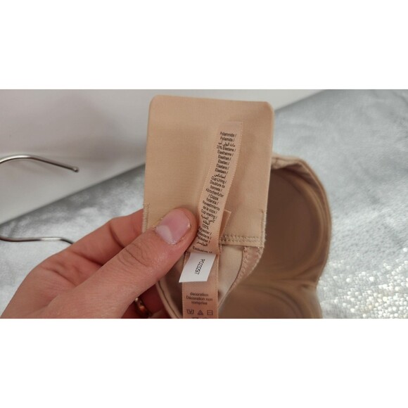 Skims 32B Clay Fits Everybody Beige Strapless Bra NWOT - Picture 8 of 9